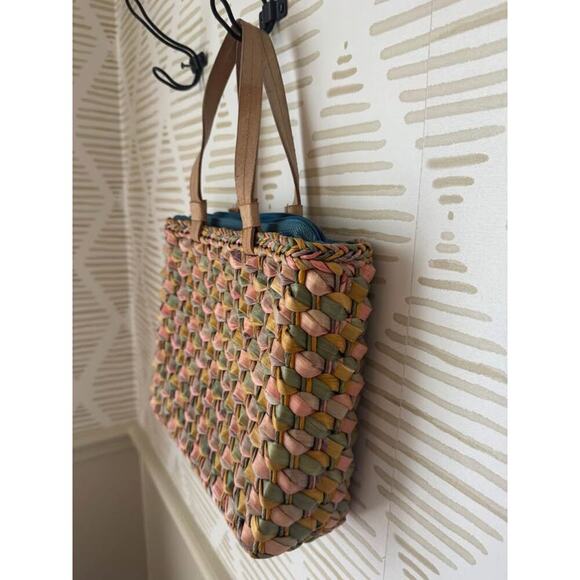 Marlo Pastel Wicker Corn Husk Tote Bag - Picture 4 of 6